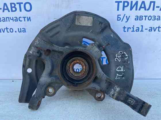 Кулак поворотный правый со ступицей Hyundai Sonata YF 2.4 БЕНЗИН G4KJ 2010 (б/у) Київ