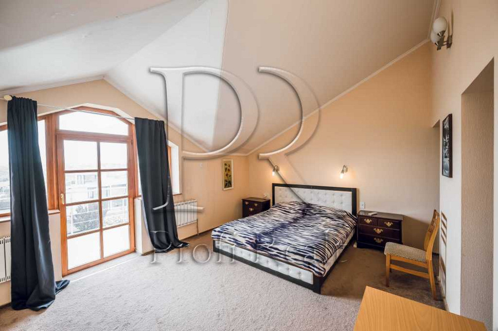 продажа 7-к дом Киево-Святошинский, Хотов, 220000 $  - зображення 8