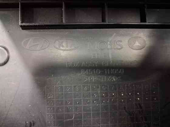 Бардачок Kia Ceed ED 1.6 DIESEL D4FB 2006 (б/у) Киев