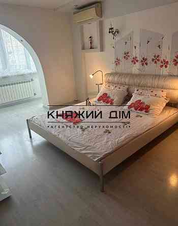 Продаж 3-кімнатної квартири за адресою вул. Героїв Дніпра, 32. КОД 21147494 Київ