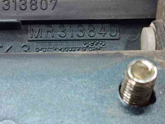 Ручка двери внешняя задняя правая Mitsubishi Pajero Sport K9 2.5 DIESEL 4D56 1996 (б/у) Киев