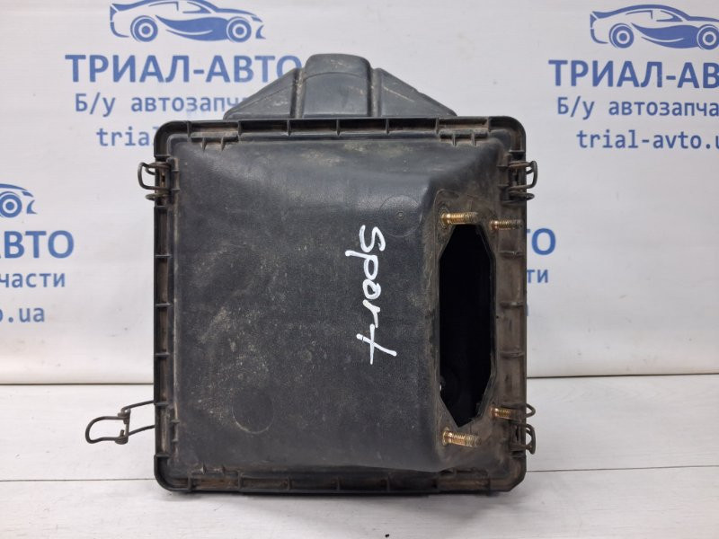 Корпус воздушного фильтра Mitsubishi Pajero Sport K9 3.0 БЕНЗИН 6G72 1996 (б/у) Киев - изображение 4