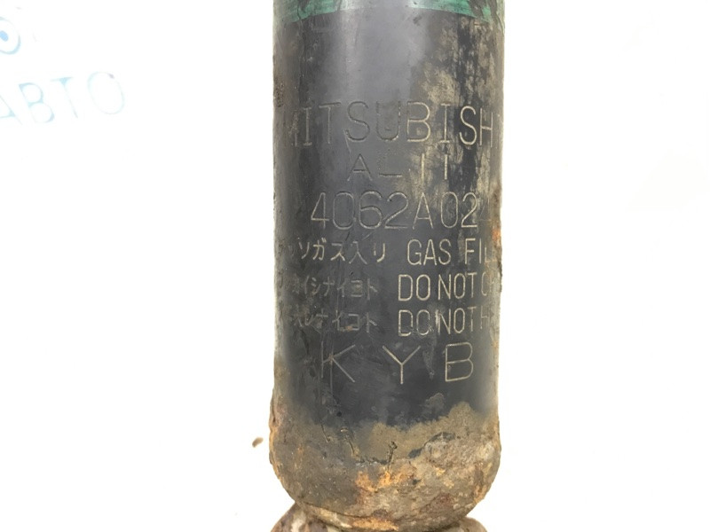 Амортизатор передний правый Mitsubishi Pajero Wagon 4 3.2 ДИЗЕЛЬ 4M41 2006 (б/у) Київ - зображення 5