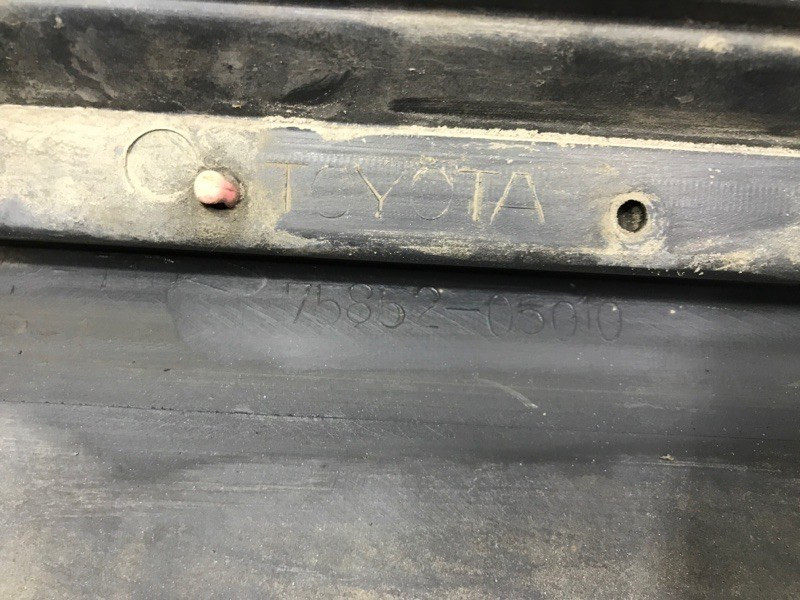 Накладка порога внешняя левая Toyota Avensis T25 1.8 БЕНЗИН 1ZZFE 2002 (б/у) Київ - зображення 7