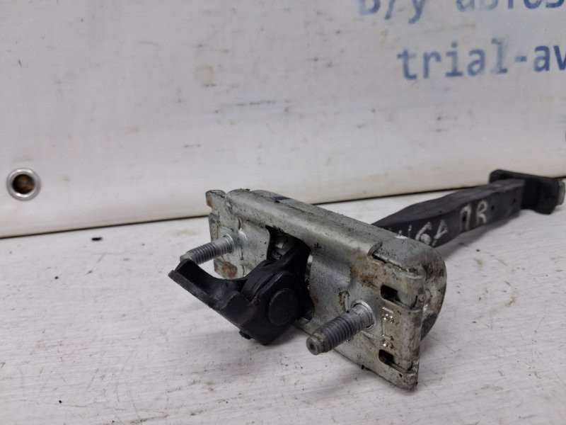 Ограничитель двери передний правый Ford Kuga CBS 2.0 DIESEL 2011 (б/у) Киев - изображение 2