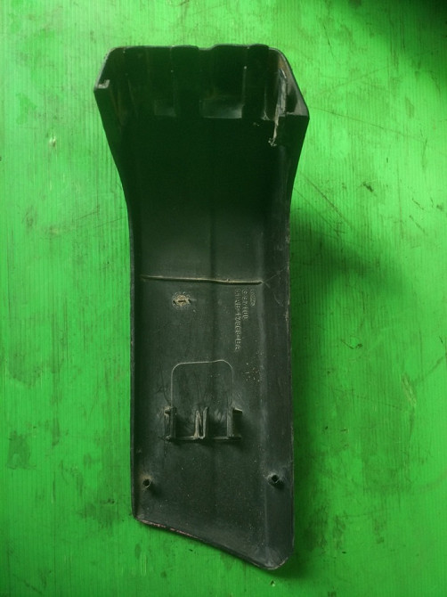 Кут бампера Ford Escort передній правий 81AB-17868-BA оригінал Винница - изображение 1