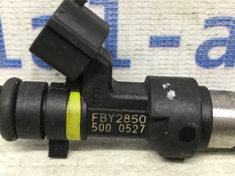 Форсунка топливная Nissan Qashqai J10 2.0 БЕНЗИН MR20DE 2006 (б/у) Киев - изображение 2