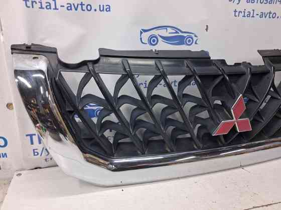 Решетка радиатора Mitsubishi Pajero Sport K9 2.5 DIESEL 4D56 1996 (б/у) Киев