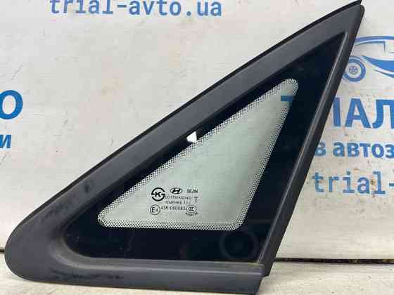 Стекло в кузов заднее правое Hyundai I30 GD 1.6 DIESEL D4FB 2011 (б/у) Киев