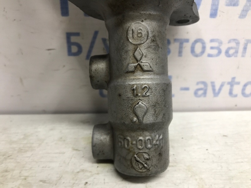 Тормозной цилиндр главный Mitsubishi Lancer 10 1.5 БЕНЗИН 4A91 2007 (б/у) Київ - зображення 4