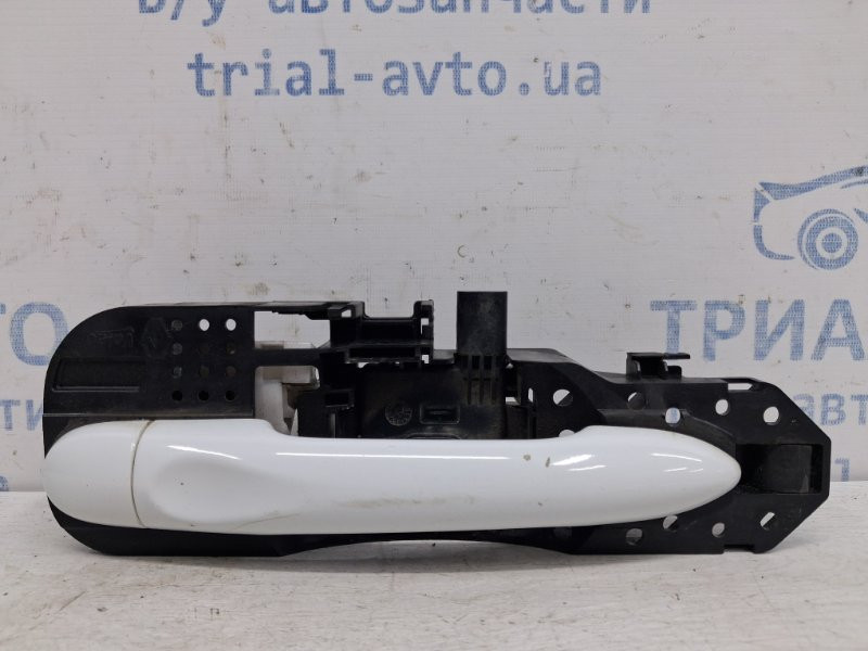 Ручка двери внешняя задняя левая Renault Megane 3 1.5 DIESEL K9K 2008 (б/у) Киев - изображение 1