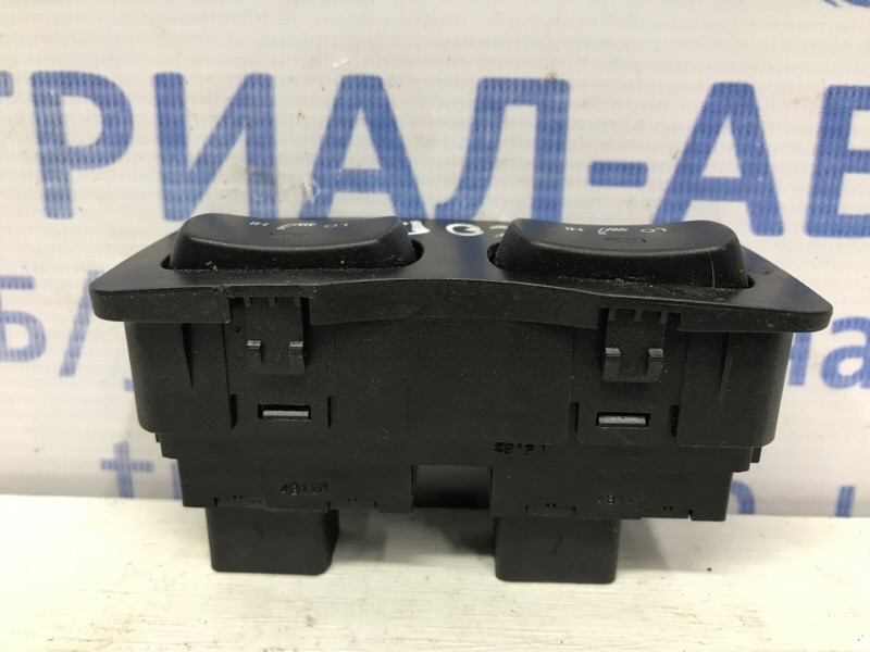 Кнопка подогрева SsangYong Korando C200 2.0 DIESEL 2010 (б/у) Киев - изображение 3