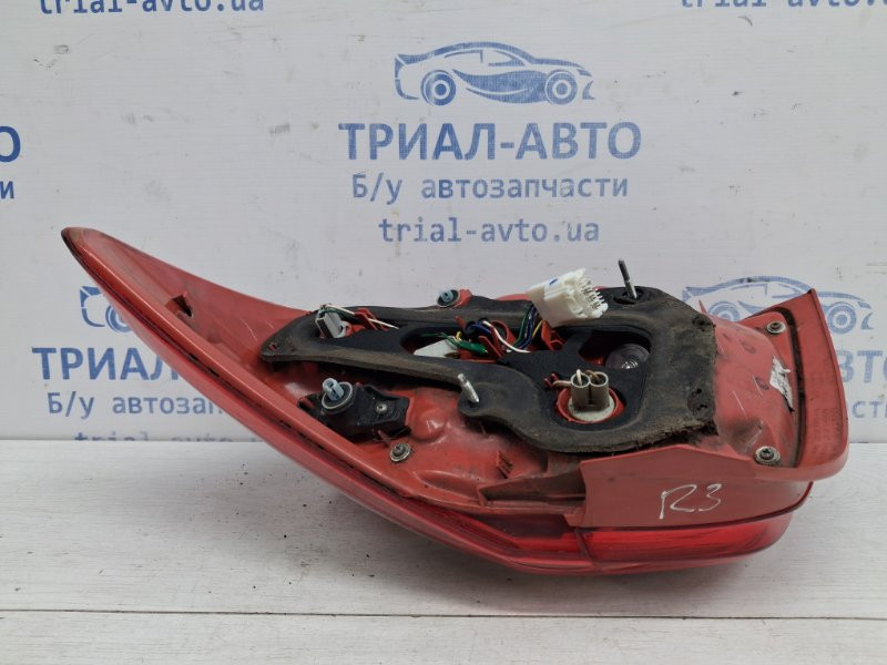 Фонарь задний внешний левый Toyota Auris E150 1.6 БЕНЗИН 1ZRFAE 2006 (б/у) Киев - изображение 7