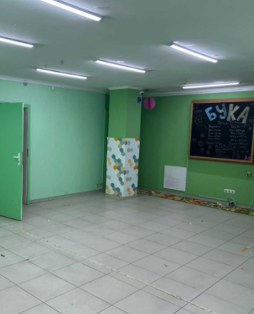 Микільсько-Слобідська вул 6, приміщення 90м Киев