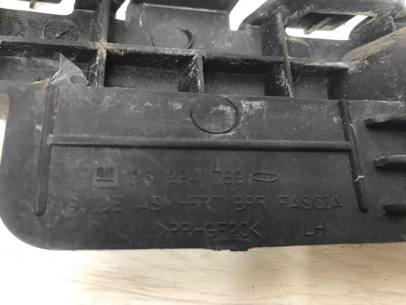 Кронштейн бампера передний левый Chevrolet Cruze J300 1.8 2009 (б/у) Київ - зображення 4