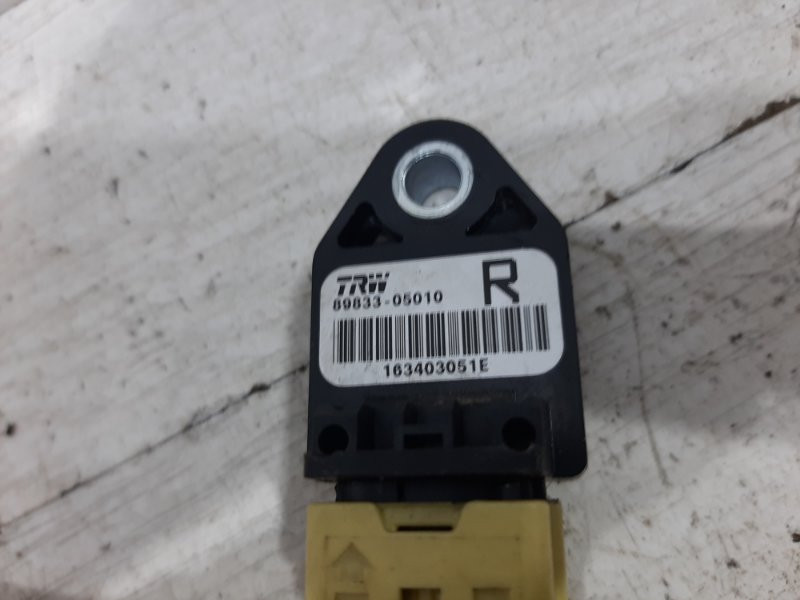 Датчик удара Toyota Avensis 2002-2010 8983405010 (Арт. 26509) Киев - изображение 3