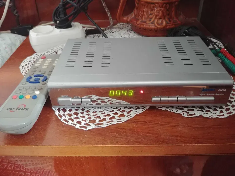 Тюнер спутниковый ORTON 4100C и Openbox X-800 Лубни - зображення 1