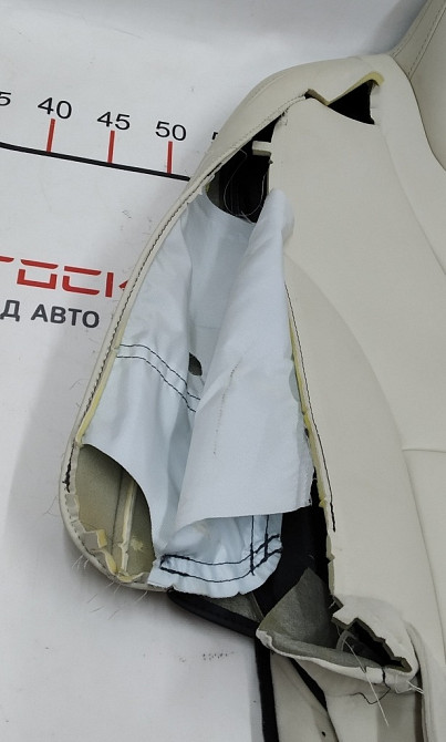 Обшивка спинки одинарного правого сиденья 2-го ряда PUR CRM (с повреждением) Tesla model X 2345616-0 Київ - зображення 3