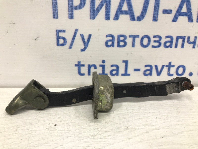 Ограничитель двери задний левый Suzuki Grand Vitara 2005-2016 81830-65J01 (Арт. 29791) Київ - зображення 1