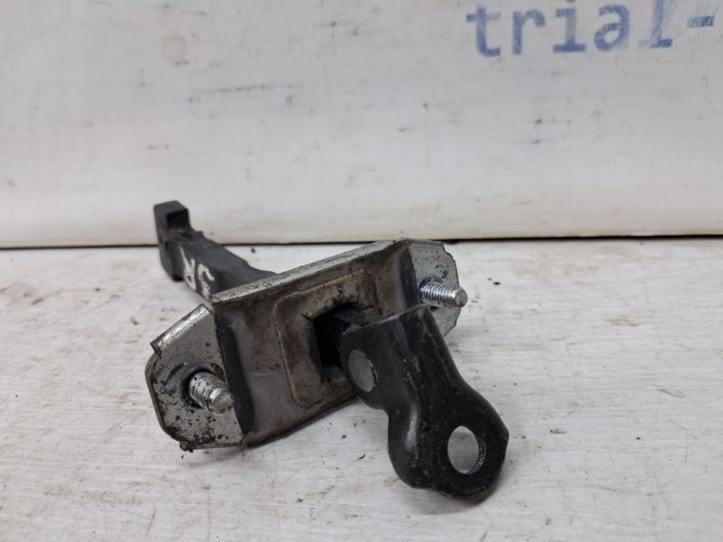 Ограничитель двери задний правый Kia Sportage SL 1.7 DIESEL D4FD 2010 (б/у) Киев - изображение 2