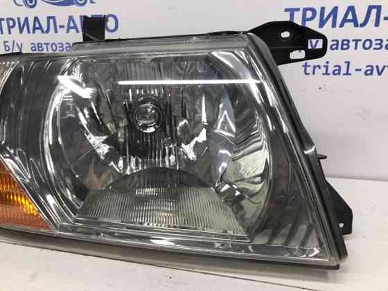 Фара правая галоген Mitsubishi Pajero Wagon 3 3.2 ДИЗЕЛЬ 4M41 1999 (б/у) Київ
