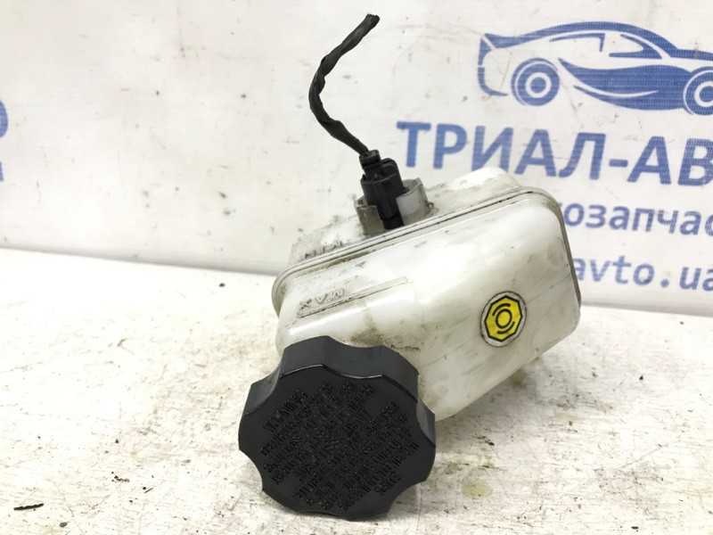 Бачок главного тормозного цилиндра Kia Ceed ED 1.6 DIESEL D4FB 2006 (б/у) Киев - изображение 4