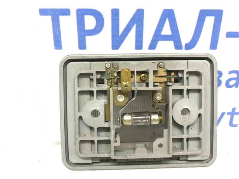 Плафон задний Mitsubishi Pajero Sport K9 2.5 DIESEL 4D56 1996 (б/у) Киев - изображение 2