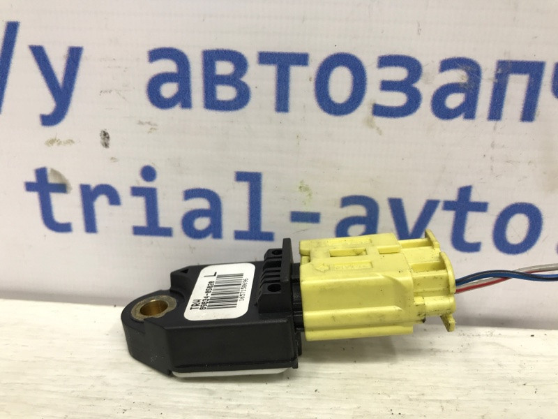 Датчик удара (AIRBAG) Toyota Avensis 2002-2010 8983105010 (Арт. 39938) Киев - изображение 1