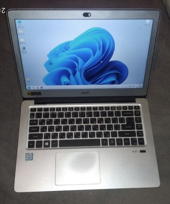 Ноутбук Acer Swift 3 SF314-51 Sparkly Silver Київ - зображення 2