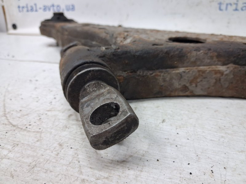 Рычаг правый Toyota Camry XV40 2.4 БЕНЗИН 2AZFE 2006 (б/у) Киев - изображение 3