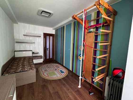 Продам 2-к квартиру с ремонтом на ж/м Солнечный Дніпро