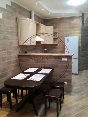 Без комісії! Оренда окремої 2-х к. квартири ЖК Новопечерський Двір м. Звіринецька.11113315 Киев