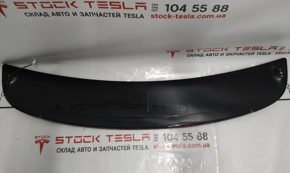 Спойлер пассивный с подсветкой в сборе с повреждением Tesla model X 1048429-01-C Київ - зображення 1