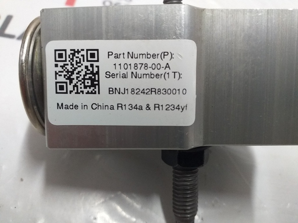 Клапан системы кондиционирования R134A Tesla model 3 1101878-00-A Киев - изображение 4