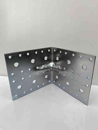 Куточок кріпильний 110х110х100х2 Нововолынск