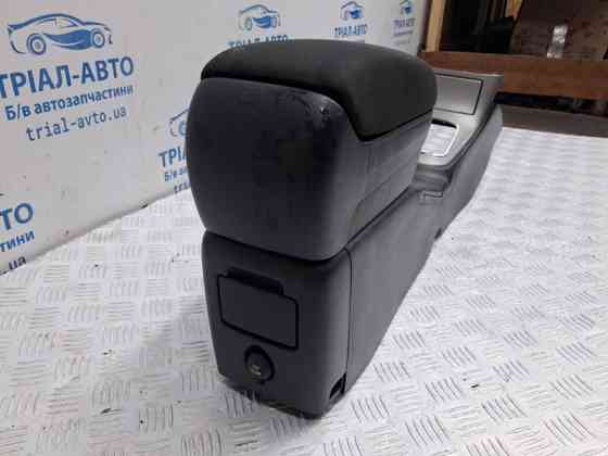 Подлокотник Toyota Avensis T25 2.0 DIESEL 1ADFTV 2002 (б/у) Київ