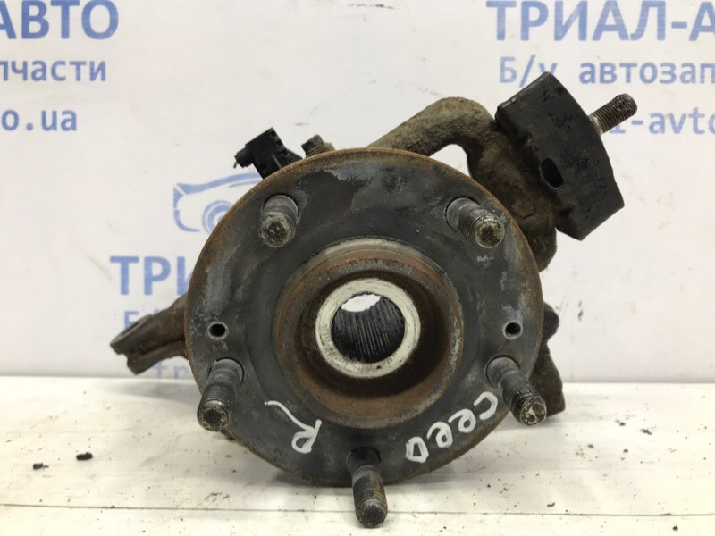 Кулак поворотний правий зі маточиною Kia Ceed ED 1.6 DIESEL D4FB 2007 (б/у) Киев - изображение 5