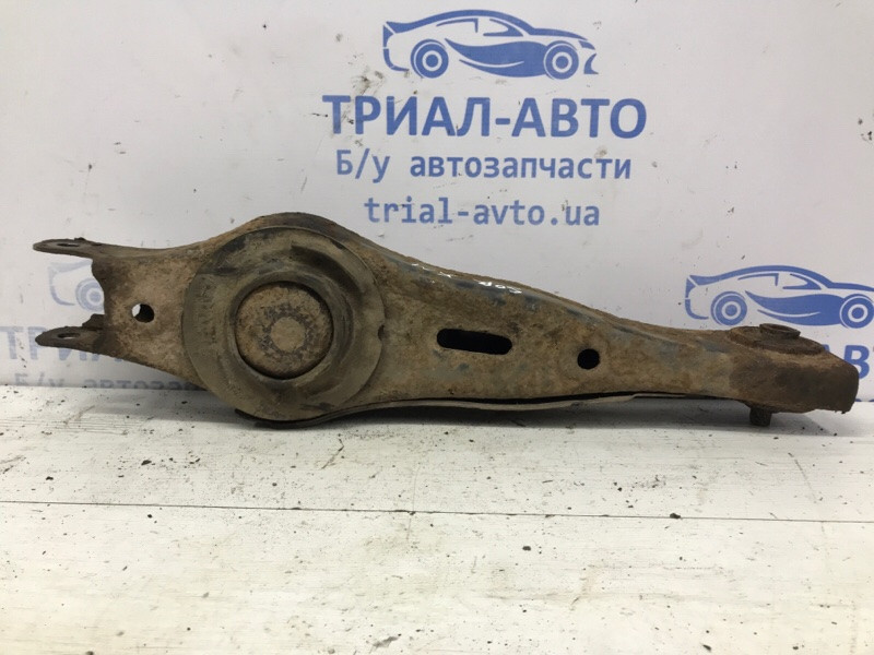 Рычаг задней подвески нижний поперечный (под пружину) Kia Sorento XM 2.2 DIESEL D4HB 2009 (б/у) Київ - зображення 1