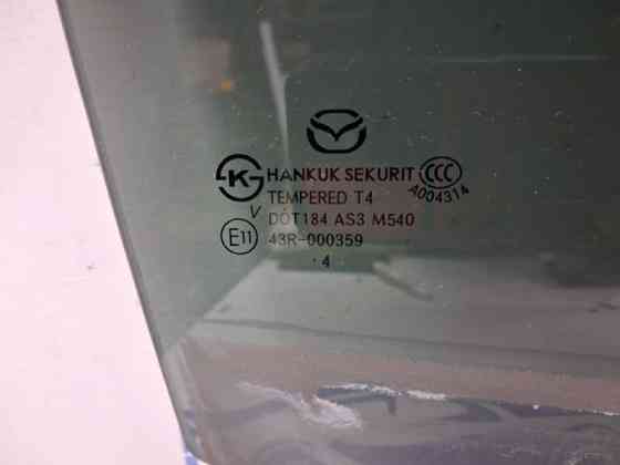 Стекло двери заднее правое Mazda 3 BM 2.2 DIESEL 2013 (б/у) Київ