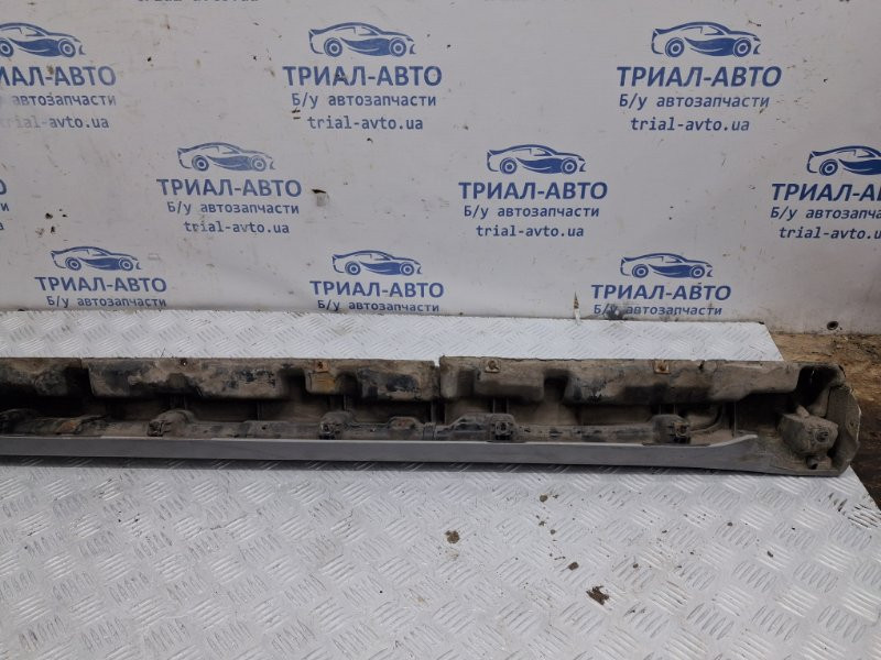 Накладка порога внешняя правая Mitsubishi Outlander CU 2.4 БЕНЗИН 4G69 2003 (б/у) Киев - изображение 6