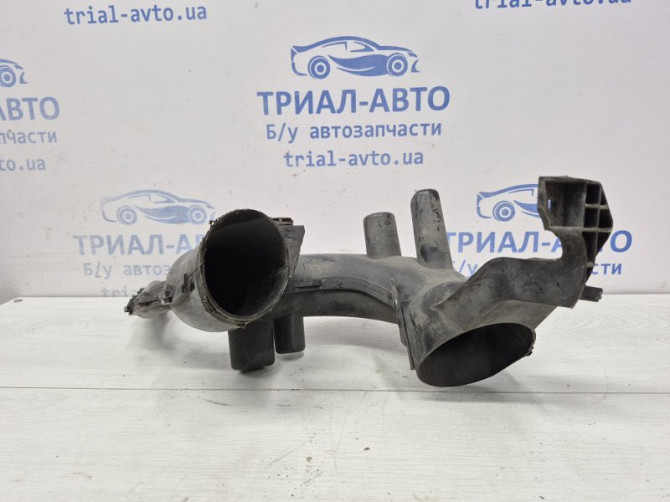 Воздухозаборник Nissan Juke F15 1.6 TURBO MR16DDT 2010 (б/у) Киев - изображение 2