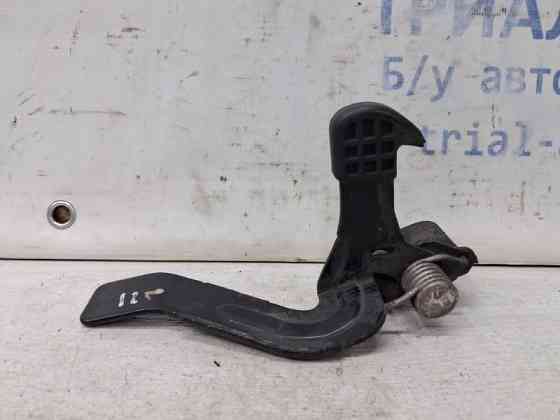 Крюк капота Nissan Qashqai J11 1.2 БЕНЗИН HRA2DDT 2013 (б/у) Київ