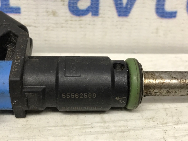 Форсунка топливная Chevrolet Cruze J300 1.6 F16D4 2009 (б/у) Київ - зображення 3