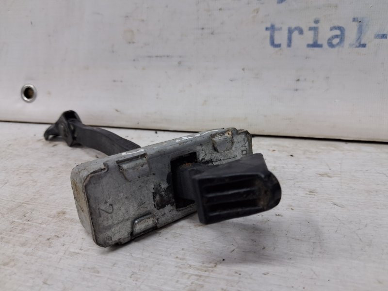 Ограничитель двери передний правый Mazda CX 7 ER 2.3 БЕНЗИН 	L3VDT 2006 (б/у) Київ - зображення 2