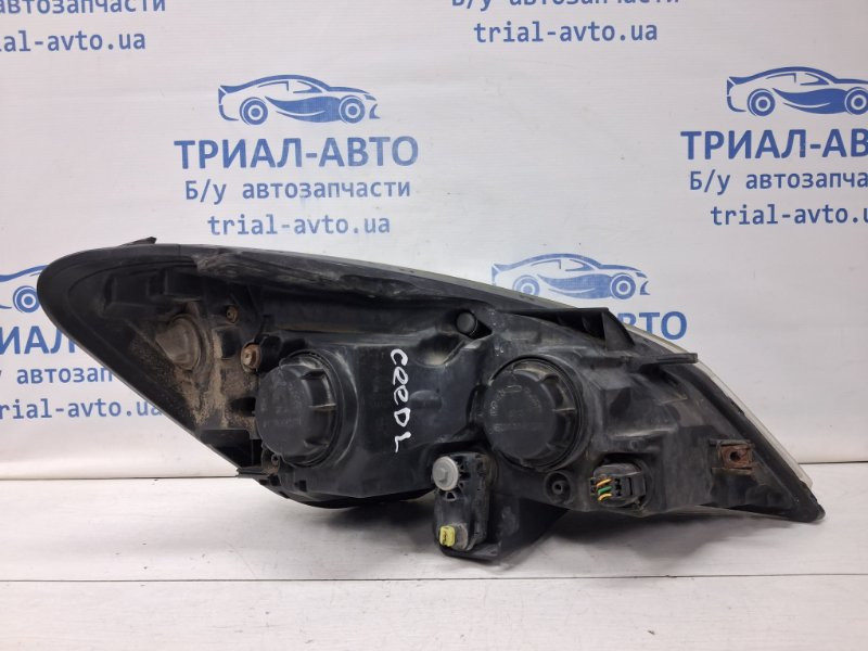 Фара левая галоген Рестайлинг Kia Ceed ED 1.6 DIESEL D4FB 2006 (б/у) Київ - зображення 6