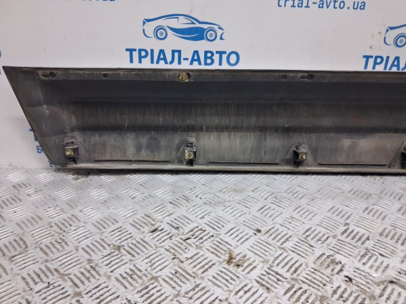 Накладка двери Mitsubishi Pajero Wagon 3 3.2 ДИЗЕЛЬ 4M41 1999 перед. прав. (б/у) Киев - изображение 5