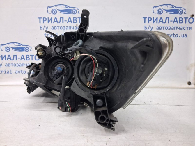 Фара правая галоген Toyota Auris E150 1.6 БЕНЗИН 1ZRFAE 2006 (б/у) Киев - изображение 6