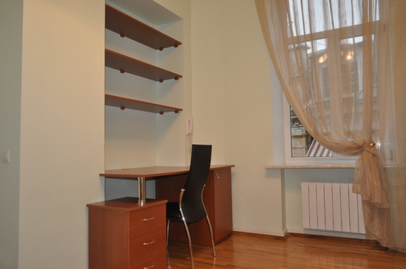 БЕЗ КОМІСІЇ оренда 3х кімнатної квартири на Андріївському узвозі! Код об'єкта: 1130806 Киев - изображение 7