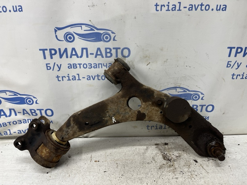 Рычаг передний нижний правый Mazda 3 2003-2009 B32H-34-300D (Арт. 81802) Киев - изображение 1