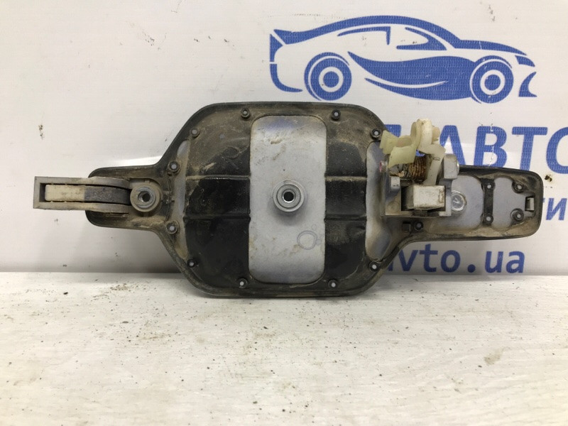 Ручка двери внешняя задняя правая Mitsubishi Pajero Wagon 4 3.2 ДИЗЕЛЬ 4M41 2006 (б/у) Київ - зображення 3